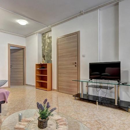 Apartments Kajfes Fažana Zewnętrze zdjęcie