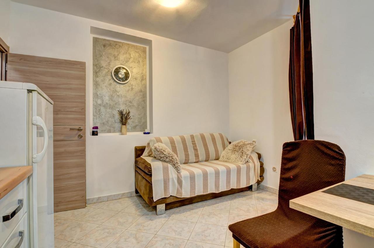Apartments Kajfes Fažana Zewnętrze zdjęcie