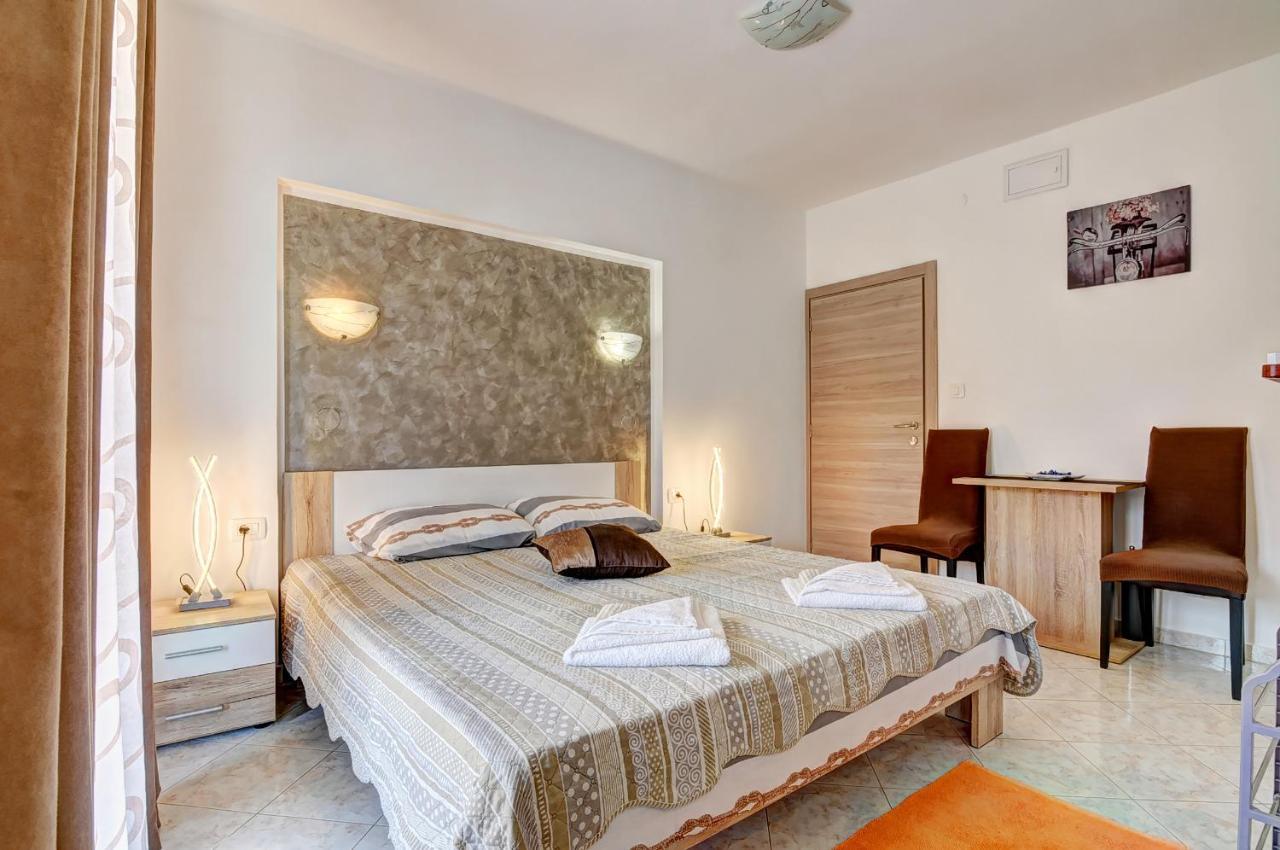 Apartments Kajfes Fažana Zewnętrze zdjęcie