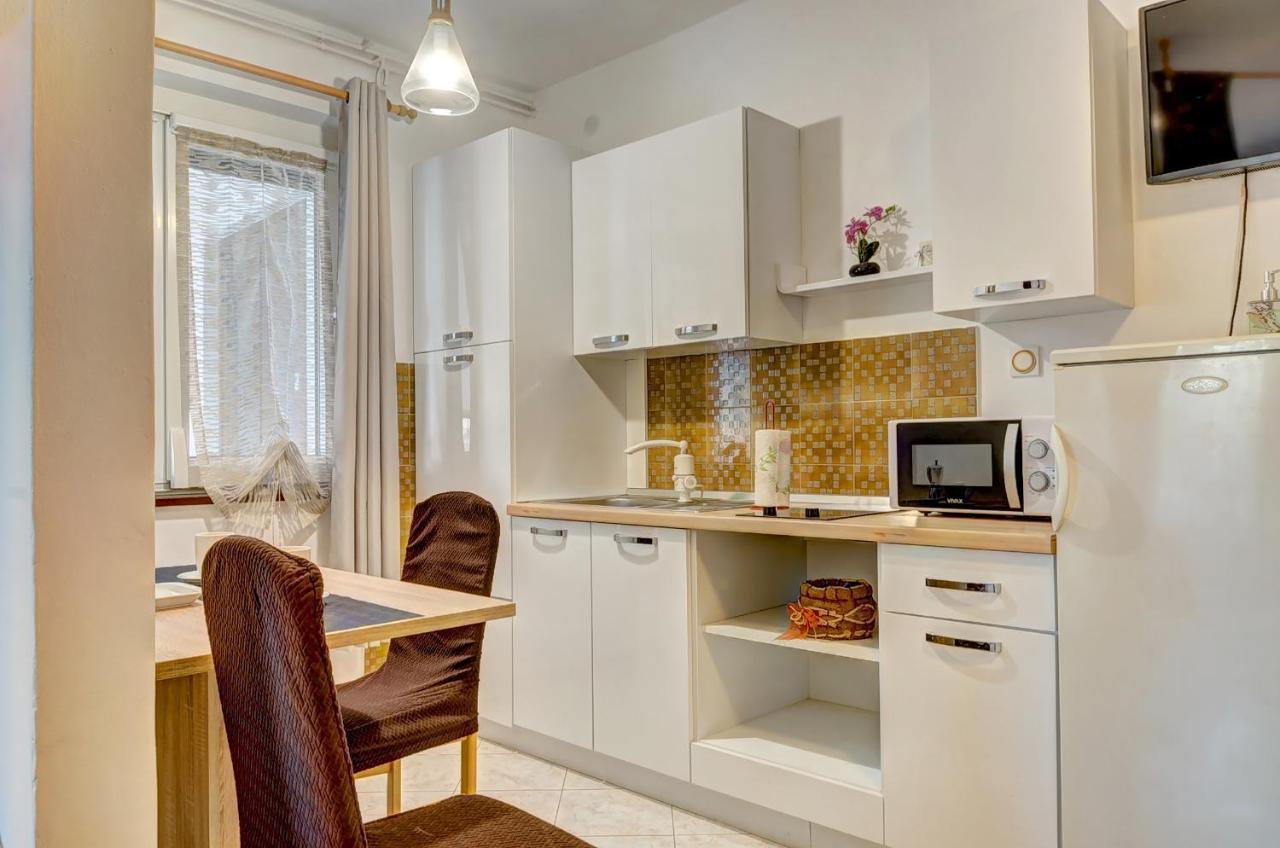 Apartments Kajfes Fažana Zewnętrze zdjęcie